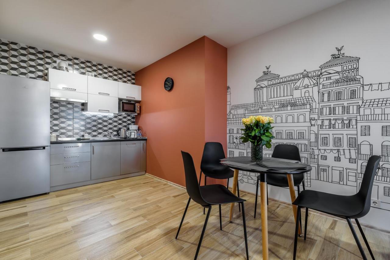 City Aparts Lwów Zewnętrze zdjęcie